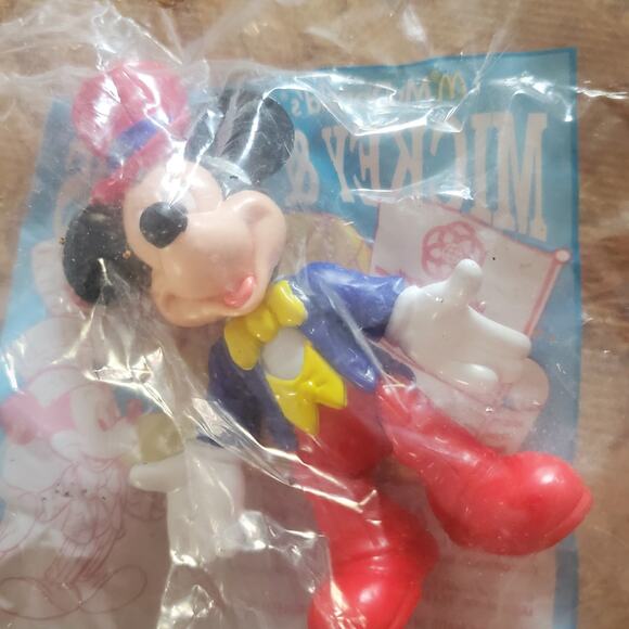 1993 McDonalds Mickey and Friends, Mickey in the U.S.A New in Package - Picture 2 of 2